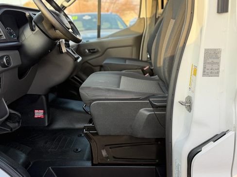 Used 2024 Ford Transit 250 Low Roof w/ Exterior Upgrade Package image 37