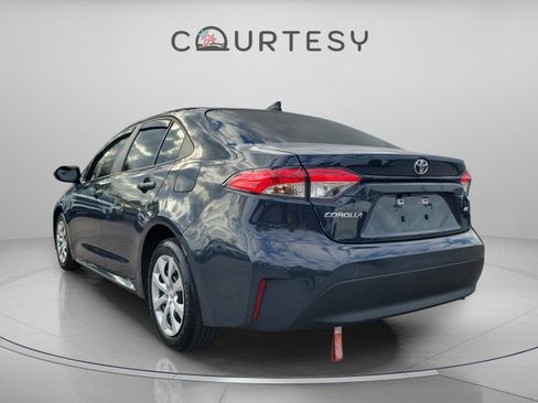 Used 2024 Toyota Corolla LE image 5