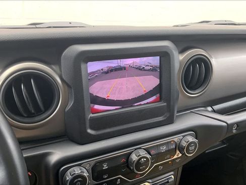 Used 2021 Jeep Wrangler Unlimited Sport S image 27