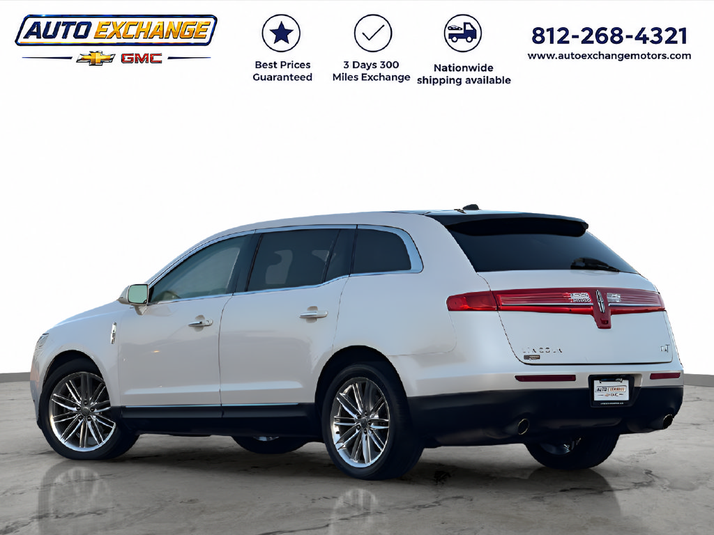 Used 2018 Lincoln MKT AWD image 17