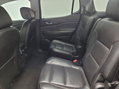 Used 2019 GMC Acadia SLT AWD/4WD image 18