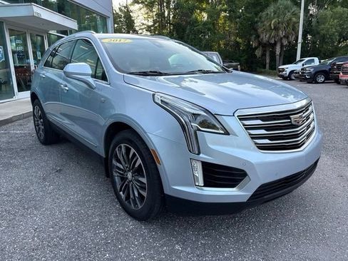 Used 2017 Cadillac XT5 Premium Luxury FWD image 8