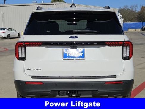 New 2026 Ford Explorer Active image 8