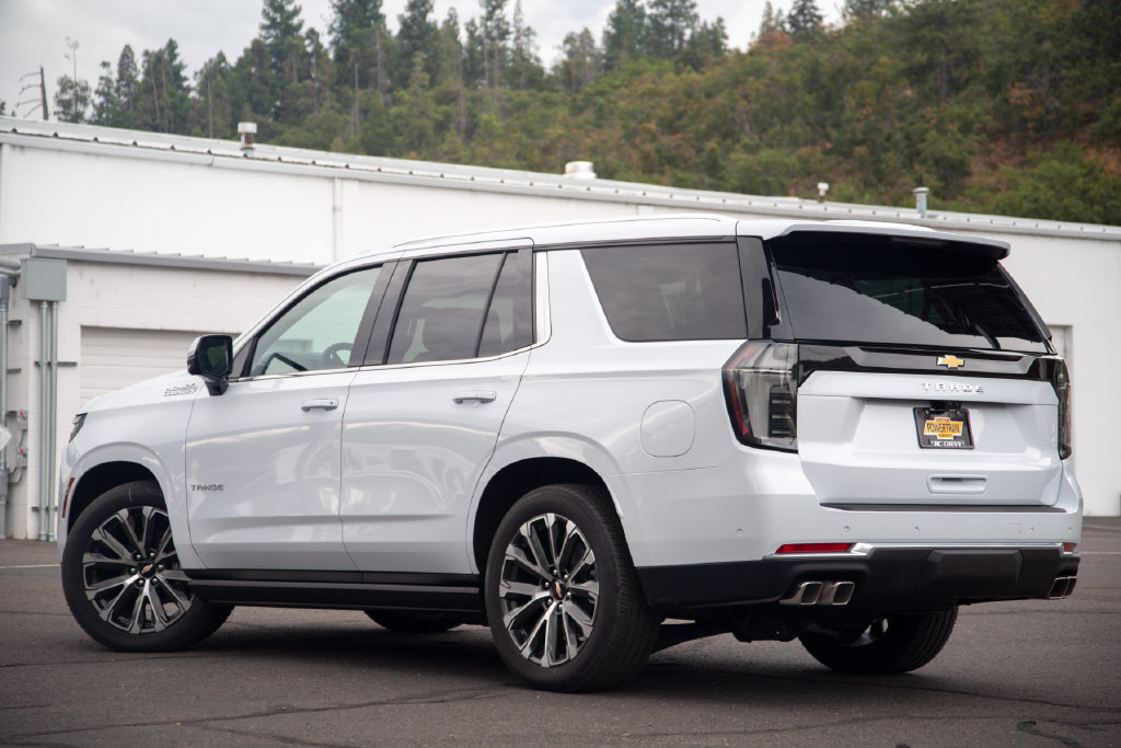 New 2026 Chevrolet Tahoe High Country AWD/4WD image 7