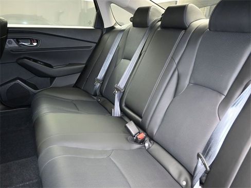 Used 2025 Honda Accord Touring image 12