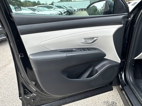 New 2026 Hyundai Tucson SE image 10