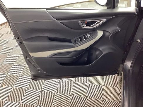 Used 2022 Subaru Forester Limited image 16
