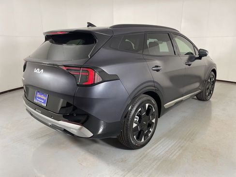 New 2026 Kia Sportage SX FWD image 8