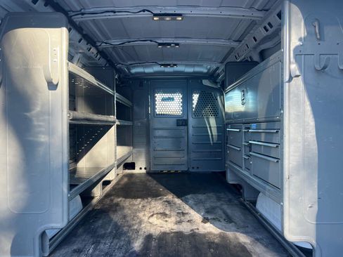 Certified 2024 Chevrolet Express 3500 w/ Driver Convenience Package image 31