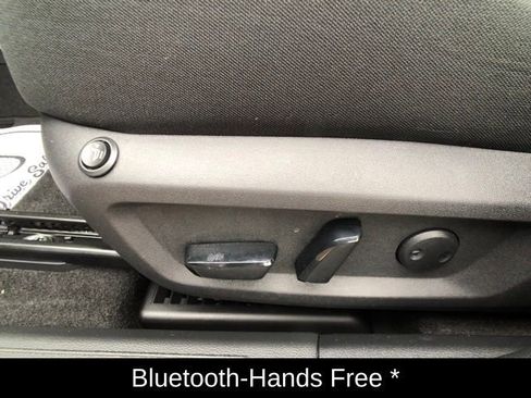 Used 2023 Nissan Rogue SV image 13