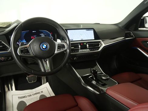 Used 2022 BMW 330e w/ M Sport Package RWD image 15