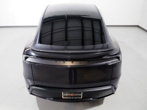 Used 2026 Tesla Model Y 2WD image 8