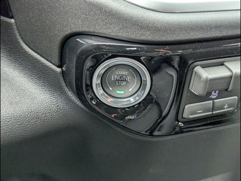 New 2026 GMC Sierra 1500 Elevation image 22