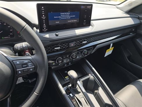 New 2025 Honda Accord EX-L image 29