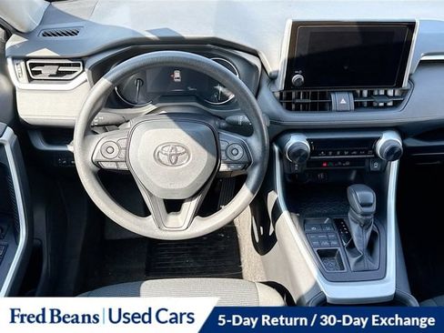 Used 2024 Toyota RAV4 LE AWD/4WD image 26