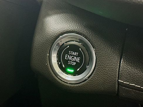 Used 2023 Buick Envision Preferred w/ Sport Touring Package image 19