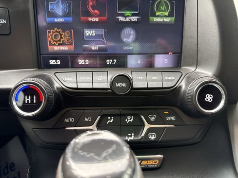 Used 2016 Chevrolet Corvette Z06 w/ Battery Protection Package image 19