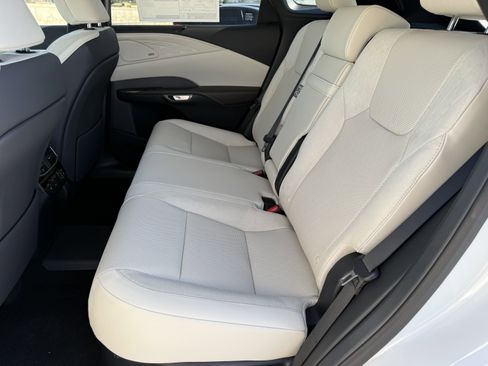 New 2026 Lexus RX 450h AWD image 26