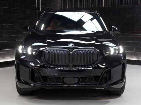 Used 2025 BMW X5 sDrive40i w/ M Sport Package RWD image 8