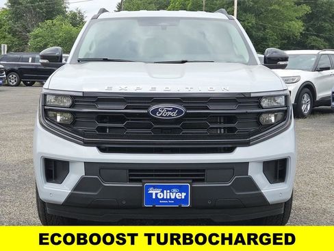 New 2026 Ford Expedition Active RWD image 3