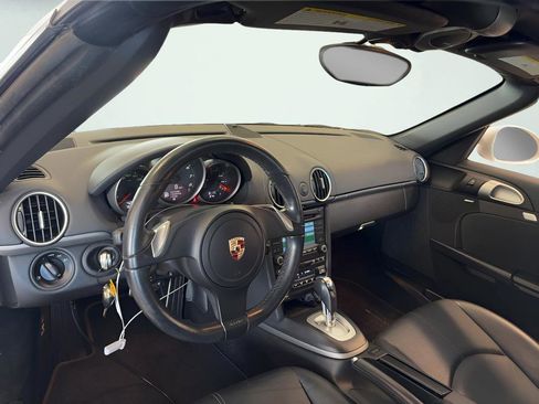 Used 2011 Porsche Boxster RWD image 9