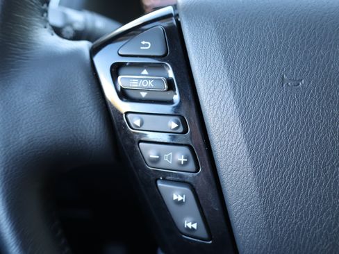 Used 2024 Nissan Armada SL AWD/4WD image 27