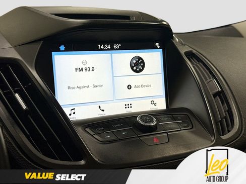 Used 2017 Ford Escape SE w/ SE Leather Comfort Package FWD image 15