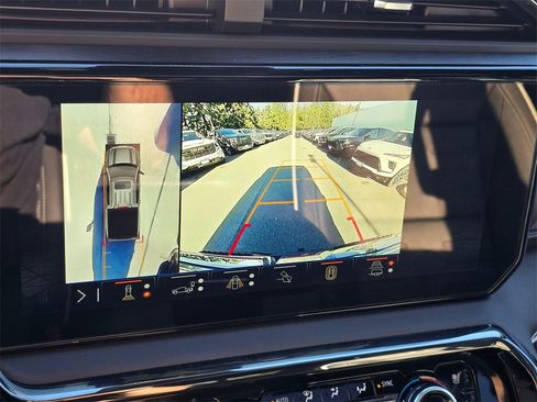 Used 2024 GMC Sierra 1500 AT4X image 31