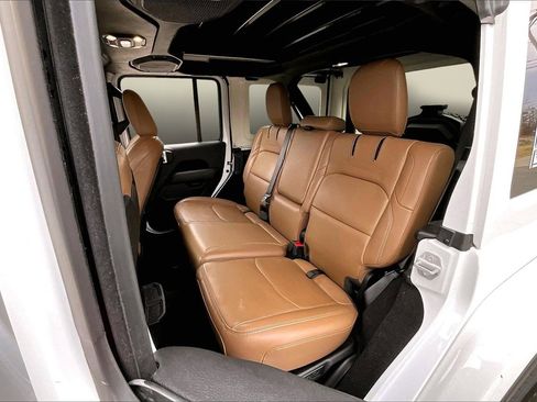 Used 2021 Jeep Wrangler Unlimited Rubicon 4xe w/ Steel Bumper Group image 22