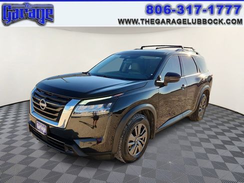 Used 2022 Nissan Pathfinder SV w/ SV Premium Package image 1