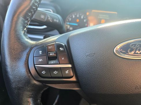 Used 2020 Ford Explorer XLT w/ Equipment Group 202A image 18