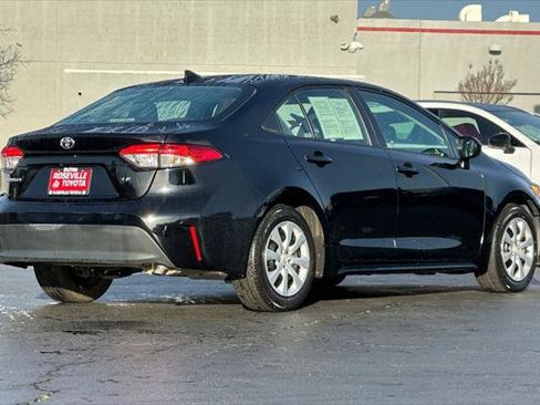 Certified 2024 Toyota Corolla LE image 2