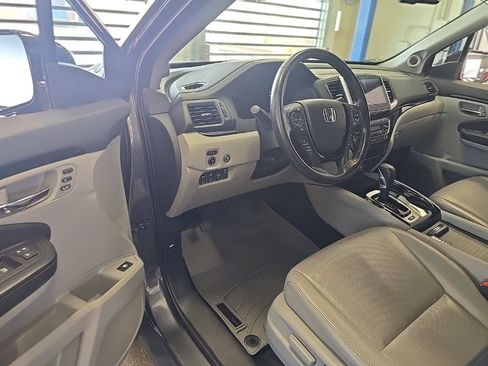 Used 2018 Honda Ridgeline RTL-E image 5