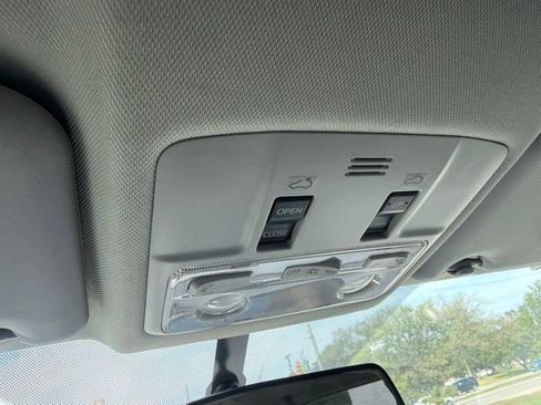Used 2013 Toyota RAV4 XLE FWD image 16