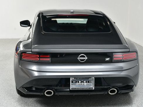 Used 2024 Nissan Z Performance w/ Floor Mat Package RWD image 15