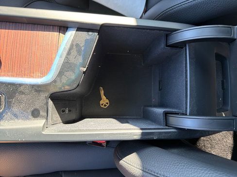 Certified 2023 Volvo XC60 B5 Plus w/ Protection Package Premier image 30