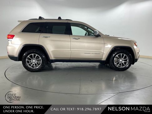 Used 2014 Jeep Grand Cherokee Limited w/ Luxury Group II image 5