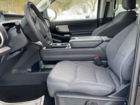 Used 2025 Ford Expedition Max Active AWD/4WD image 24