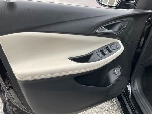 Used 2024 Buick Encore GX Sport Touring w/ Advanced Technology Package image 6