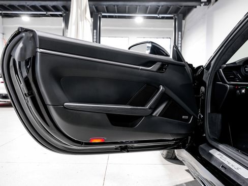 Used 2020 Porsche 911 Carrera S image 26