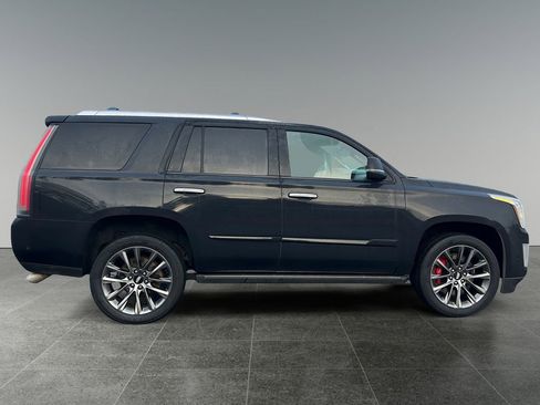 Used 2020 Cadillac Escalade Platinum image 8