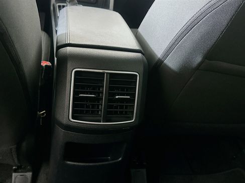 Used 2025 Kia Sportage LX FWD image 25