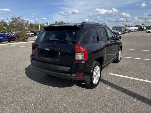 Used 2011 Jeep Compass image 6