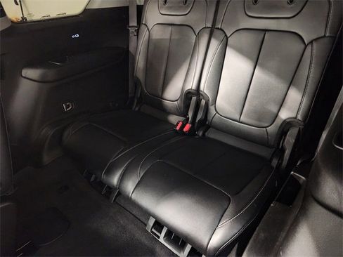 Used 2022 Jeep Grand Cherokee L Limited image 31