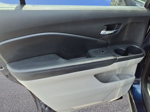 Certified 2018 Honda Pilot EX-L image 12