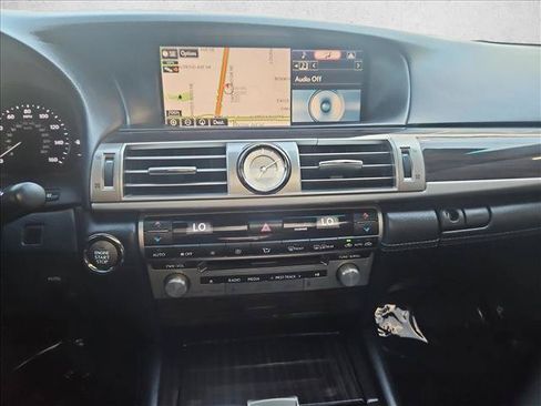 Used 2015 Lexus LS 460 AWD w/ Comfort Package image 15