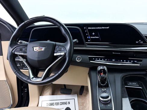 Used 2023 Cadillac Escalade Premium Luxury image 5
