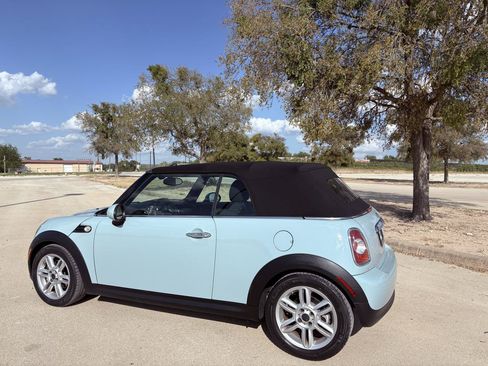 Used 2013 MINI Cooper Convertible FWD image 9