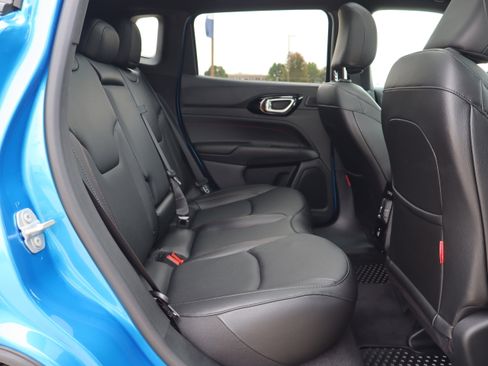 Used 2024 Jeep Compass Trailhawk w/ Trailhawk Elite Group image 12