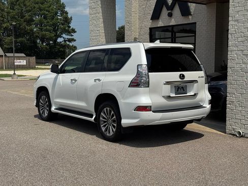 Used 2022 Lexus GX 460 Luxury w/ Accessory Package AWD/4WD image 10